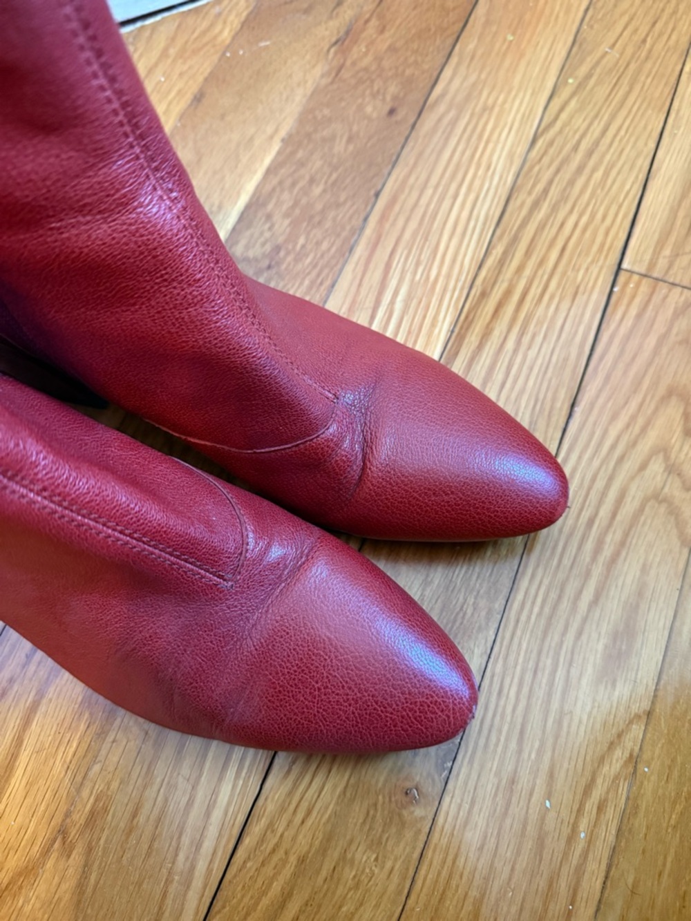 Vagabond Red Leather Pointed Toe Ankle Boots - Picture 5 of 6